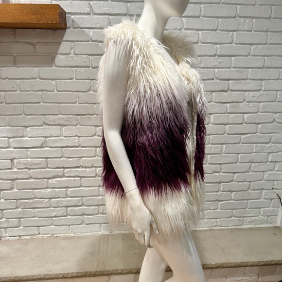 Ombre Faux Fur Vest Cream Plum Purple Shaggy Statement Festival Boho Glam BNWT - Picture 3 of 16
